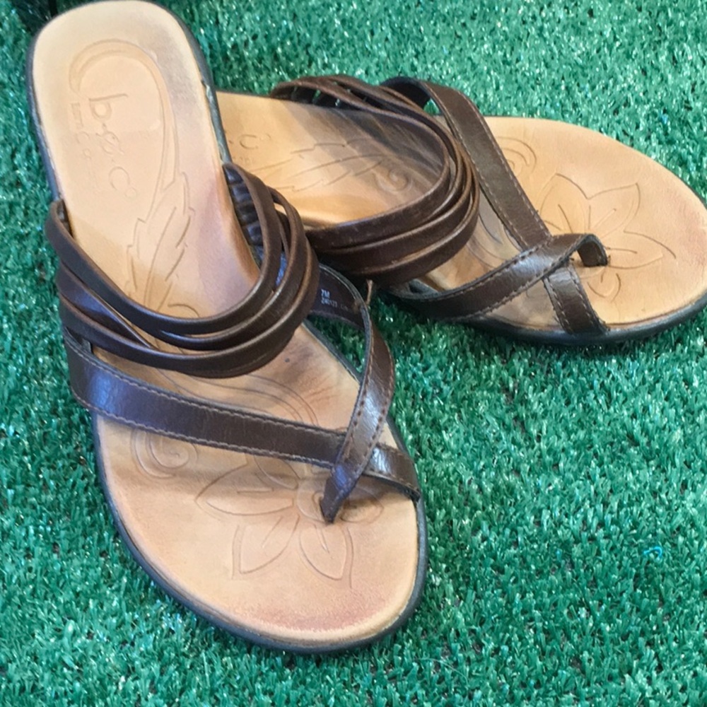 BOC womens brown flip flop sandals